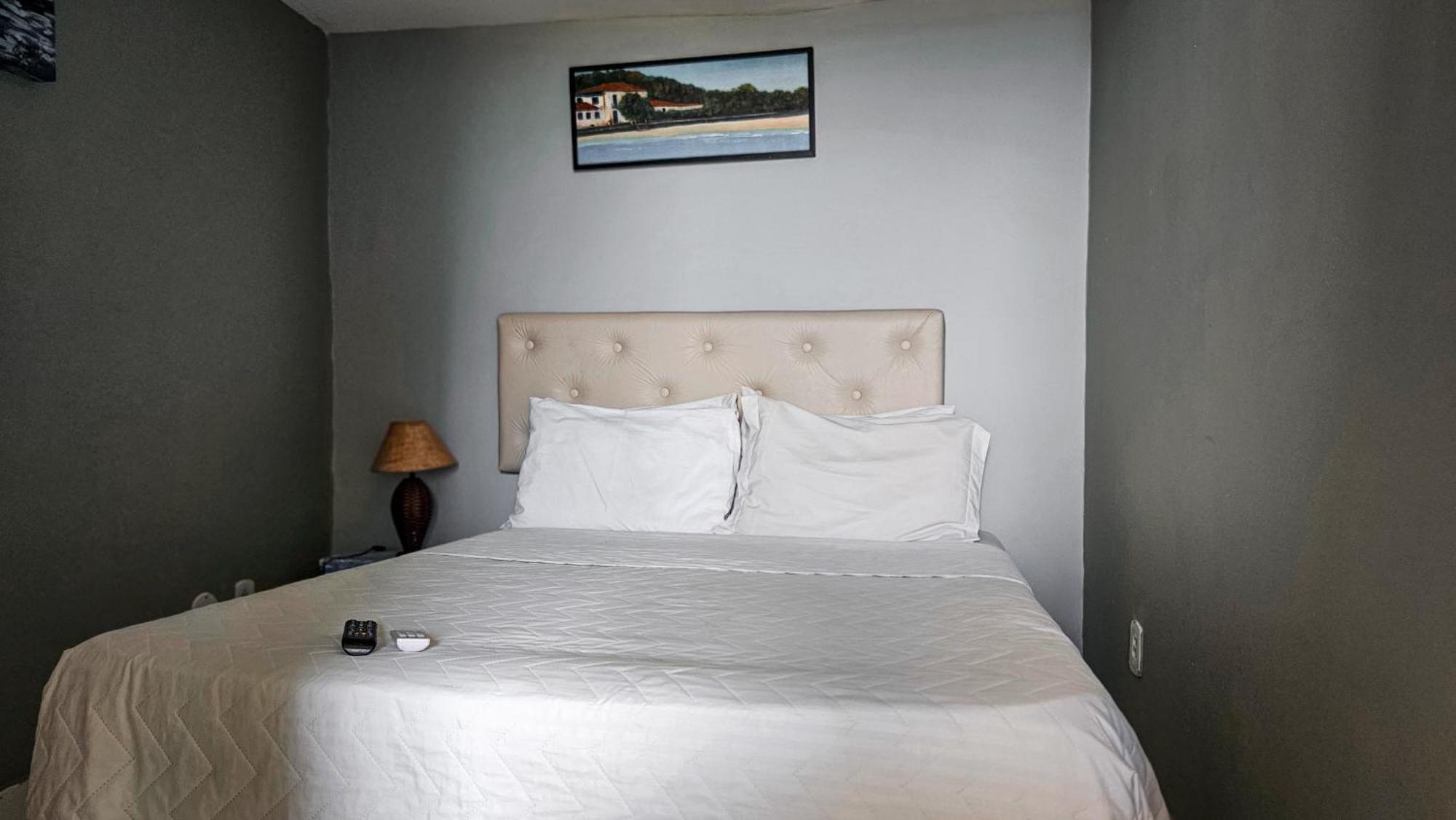 Bella Vista Ocean View Hotel Armacao dos Buzios Bagian luar foto A bedroom at the hotel