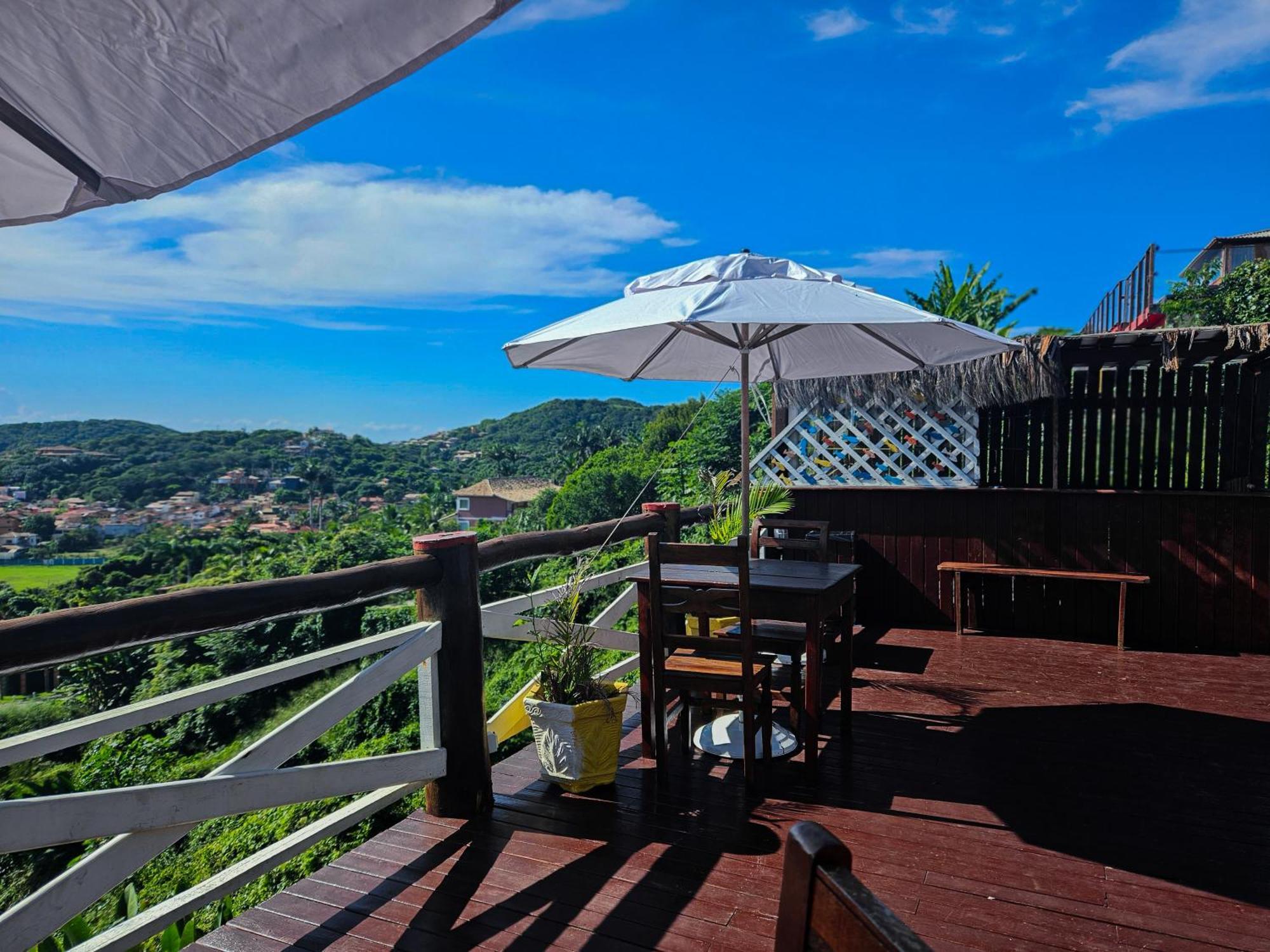 Bella Vista Ocean View Hotel Armacao dos Buzios Bagian luar foto A view of the town from the top of the hill